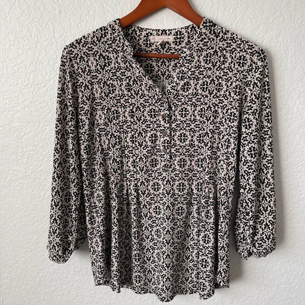 Dress  barn blouse top women size s